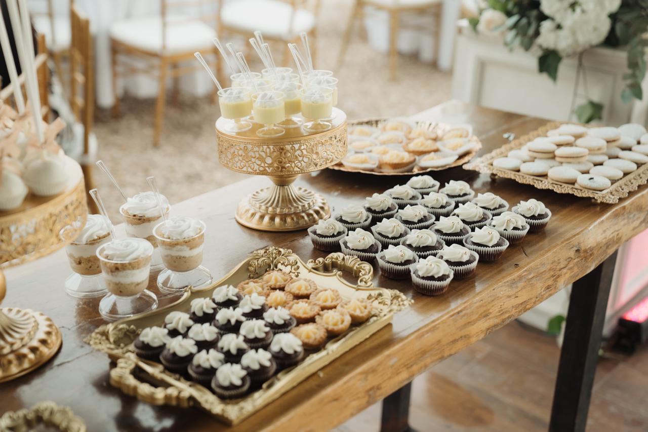 Surtido de mini postres · 300 unidades